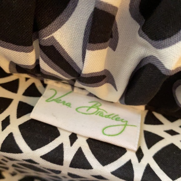 Vera Bradley jewelry box 6,2x3,8x3” in good condition - Picture 9 of 10